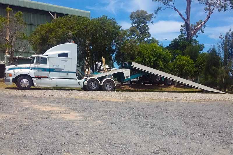 boat transport and oversize equipment transport